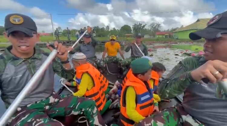 Seru dan Edukatif, Siswa TK ABA Malinau Belajar Disiplin Bersama Prajurit Yonif 614/Raja Pandhita