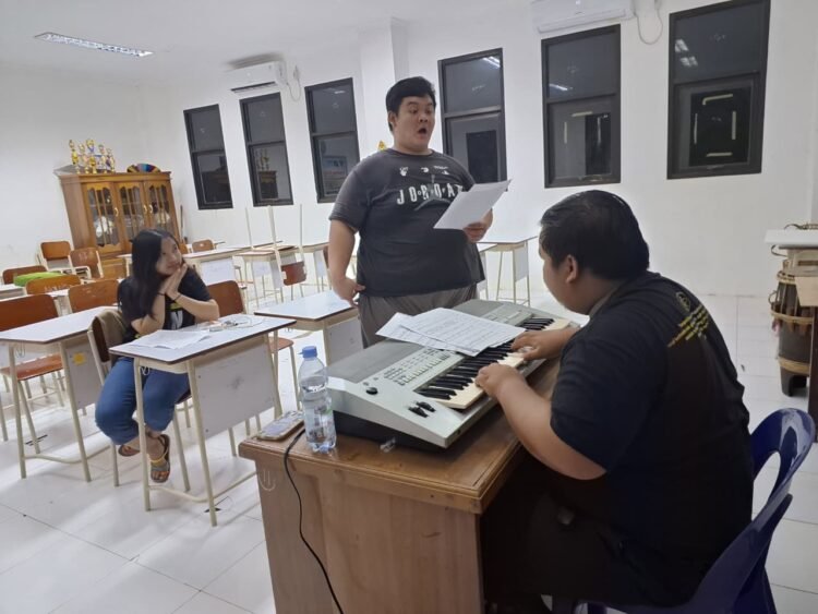 Abraham dan Susilis Harumkan Nama Malinau di Pesparawi Nasional XIV, Pelatih Optimistis Kaltara Mampu Bersaing di Level Tertinggi