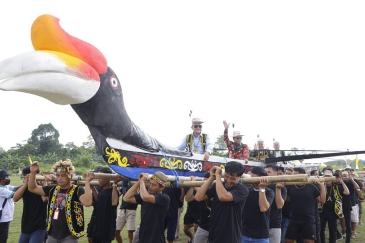 Festival Budaya Dayak Kenyah Temengang Iwan Perkuat Identitas Daerah dan Persatuan Masyarakat