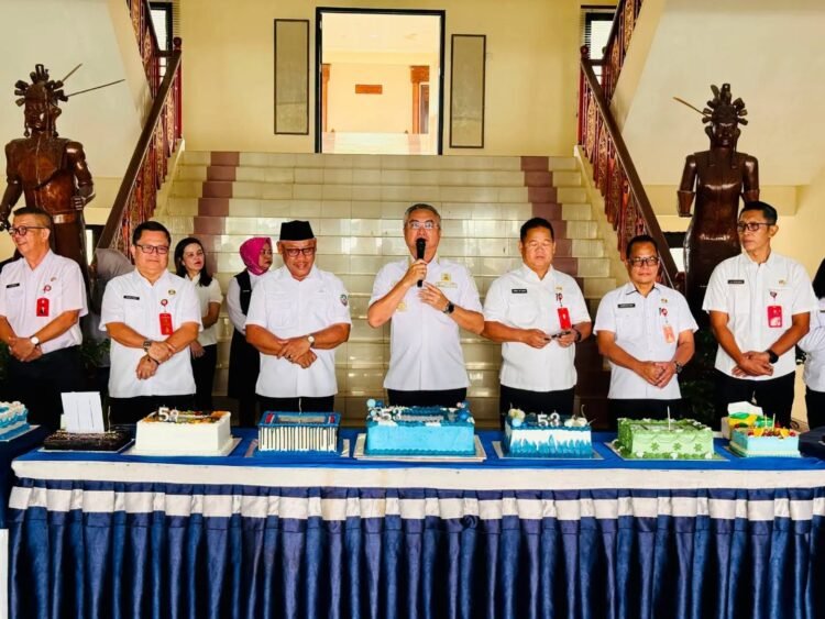 HUT ke-53, Bupati Wempi Ajak Seluruh ASN Perkuat Semangat Melayani Masyarakat