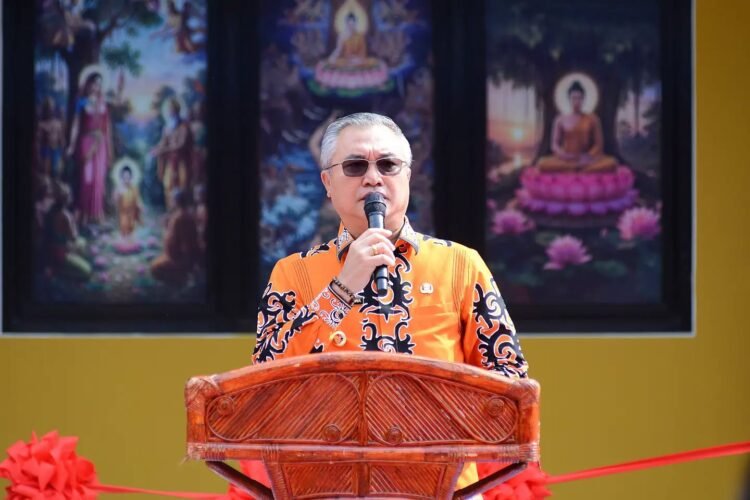 Bupati Wempi Resmikan Gedung SMB Samadinah, Jadi Rumah Pembinaan Generasi Muda Buddha