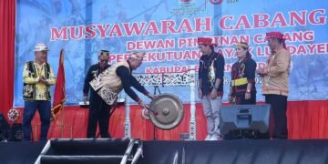 Buka Muscab III PDL Tanah Tidung, Wempi Mawa Tekankan Persatuan dan Pelestarian Budaya Dayak Lundayeh
