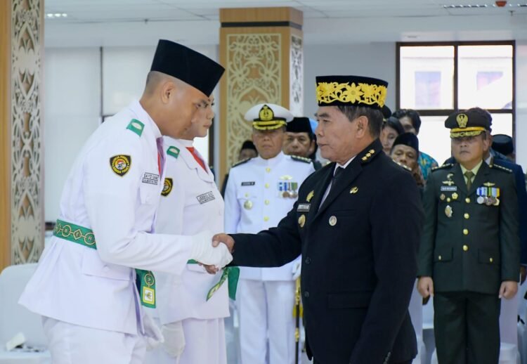Gubernur Zainal Kukuhkan 26 Paskibraka Kaltara, Pesan Generasi Muda Jaga Persatuan