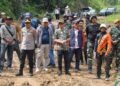 Tinjau Jalan Krayan, Bupati Nunukan: Lima Titik Segera Kami Tangani