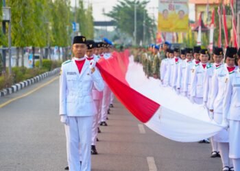 Merah Putih 2.026 Meter Menyusuri Tanjung Selor, Bawa Pesan Damai untuk Kaltara
