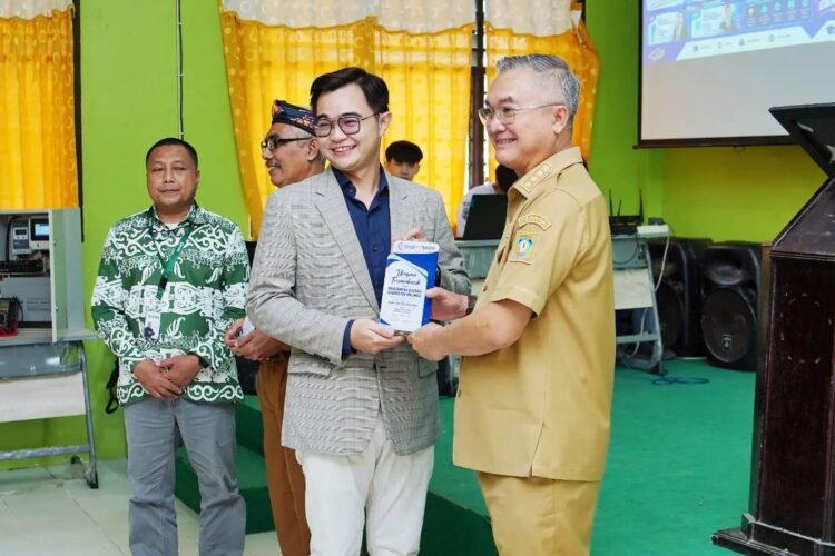 Bupati Malinau Dorong Pelajar Kuasai Teknologi untuk Hadapi Persaingan Masa Depan