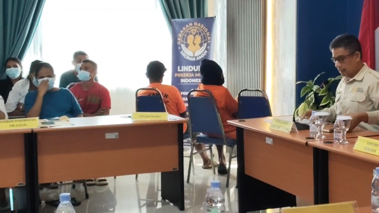 Perempuan dan Anak-Anak Ikut Diamankan, Polisi Cegah 30 Calon PMI ke Malaysia di Nunukan