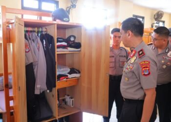 Kapolda Kaltara Sidak Barak Dalmas, Kebersihan Terjaga, Toilet Rusak Jadi Evaluasi