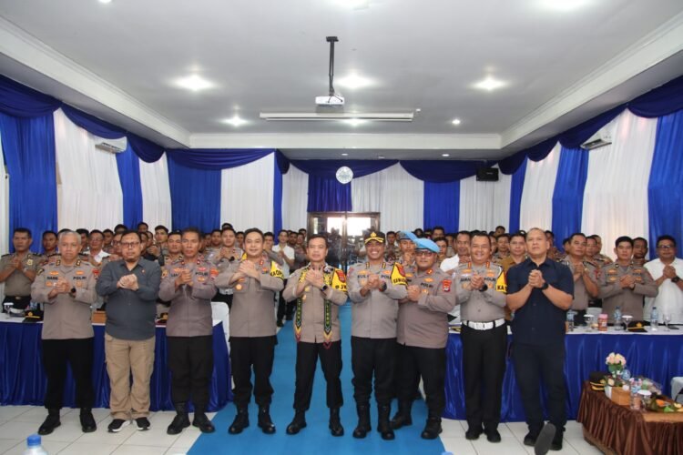 Kunjungi Polres Malinau, Kapolda Kaltara Tekankan Integritas dan Profesionalisme Personel